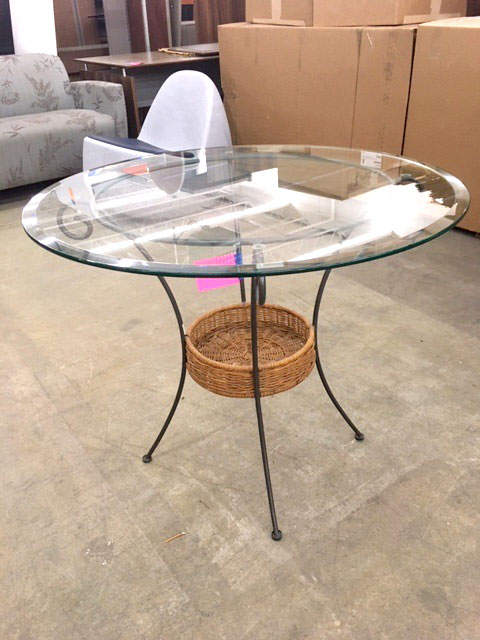 Round Glass Table 36”