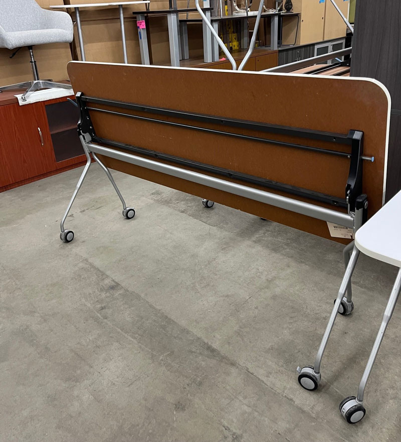 Izzy Nesting Tables 72X27  White