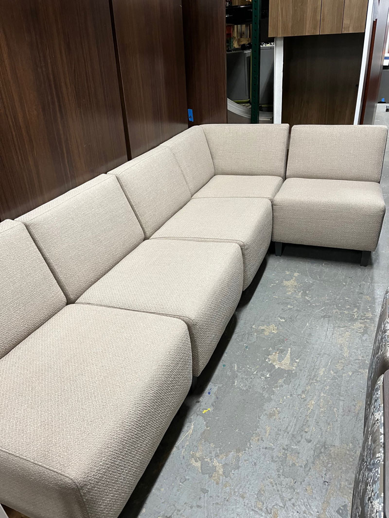 Hon Flock Modular Lounge (5 Pieces)<br />
